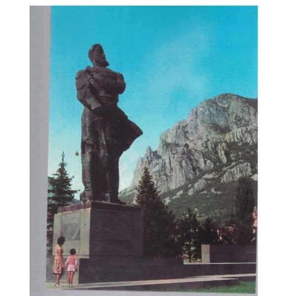 Враца - паметникът на Хр. Ботев